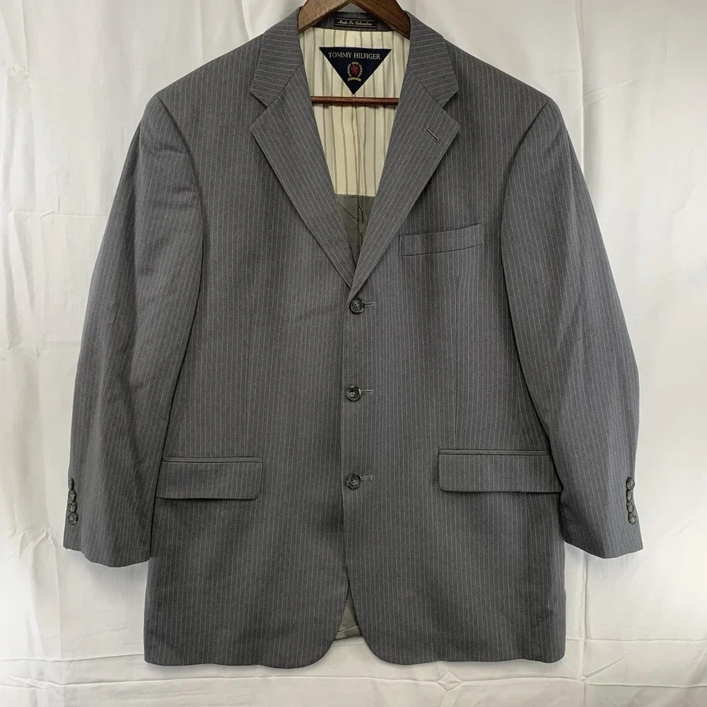 Tommy Hilfiger 2Pc Gray‎ Pinstripe Wool Suit Mens 41R / 34 x 30 Jacket Pants